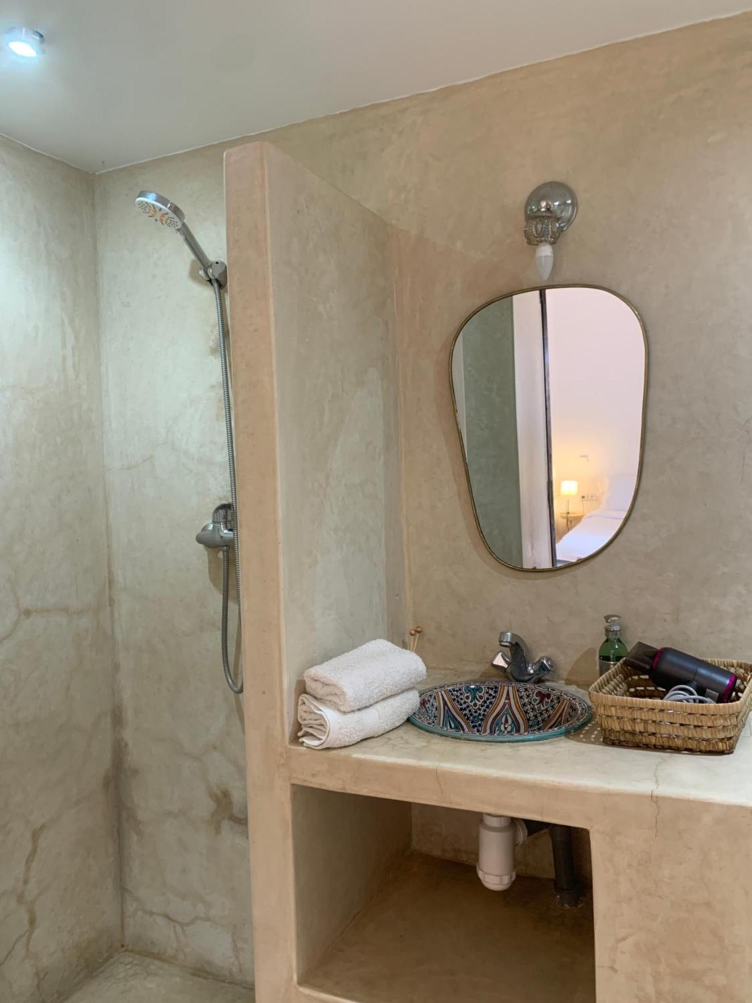 Yu Yu Hostel Marakeş Dış mekan fotoğraf