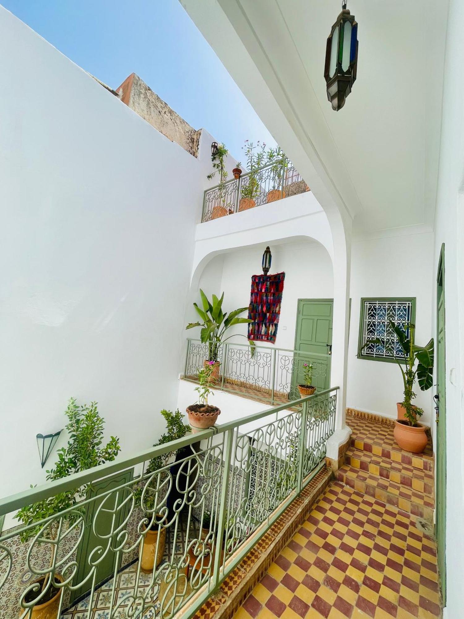 Yu Yu Hostel Marakeş Dış mekan fotoğraf